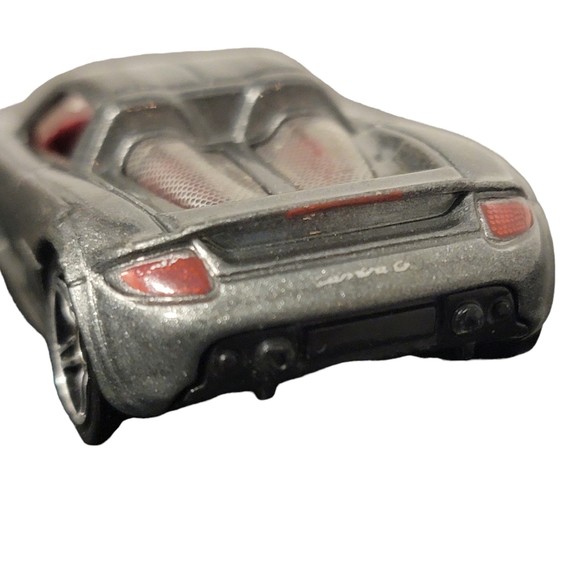 Vintage Hot Wheels Porsche Carrera GT Silver Lightweight Portable‎ Die Cast Cars - Picture 5 of 9
